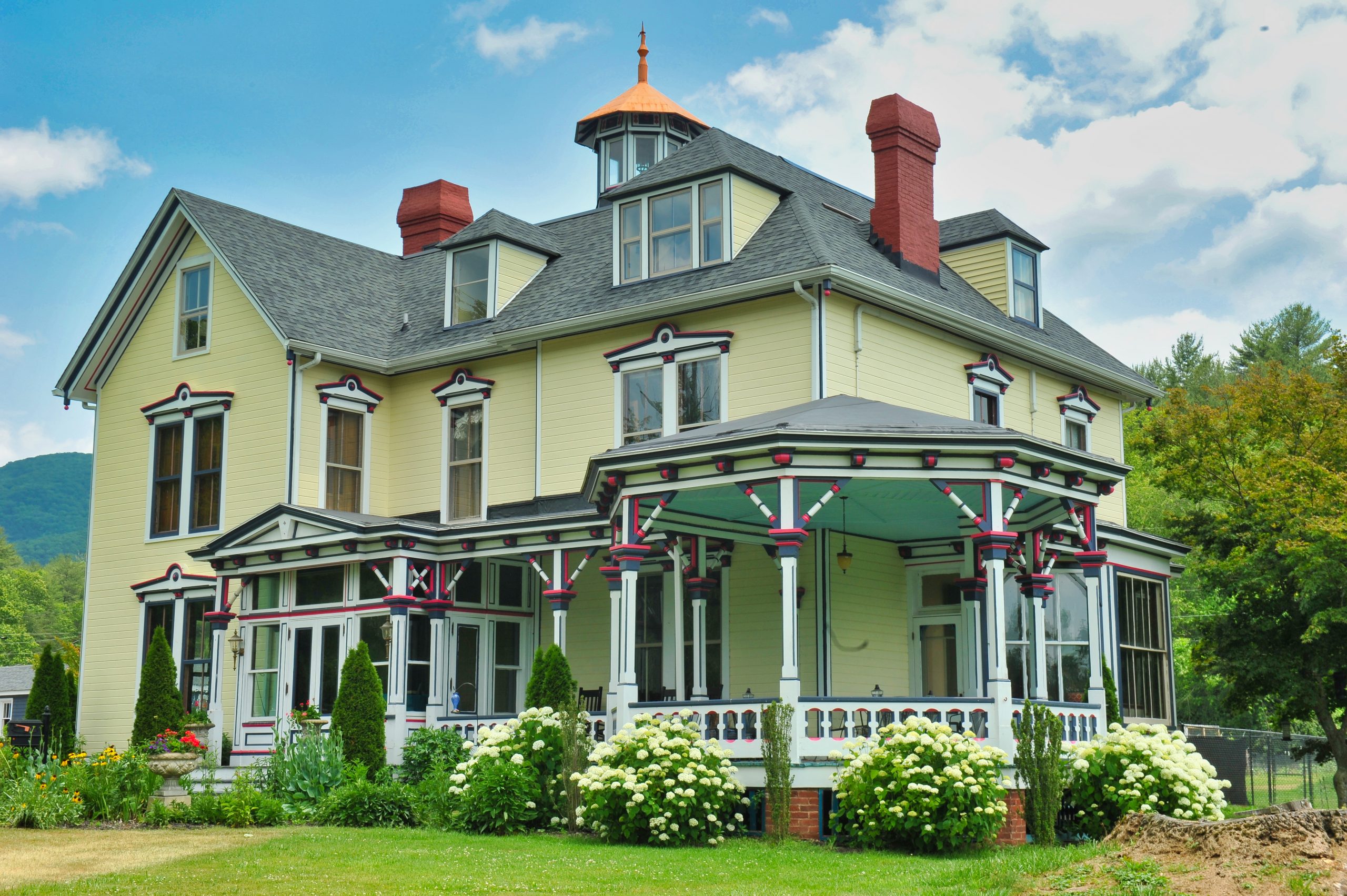 Firmstone Manor was built in 1873 and is a vacation rental destination in Clifton Forge, VA